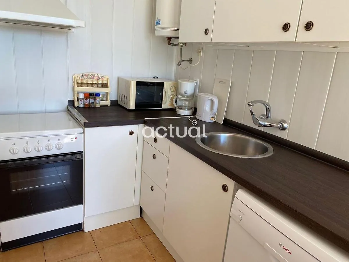Politur J-30 Apartment Platja d'Aro Spain